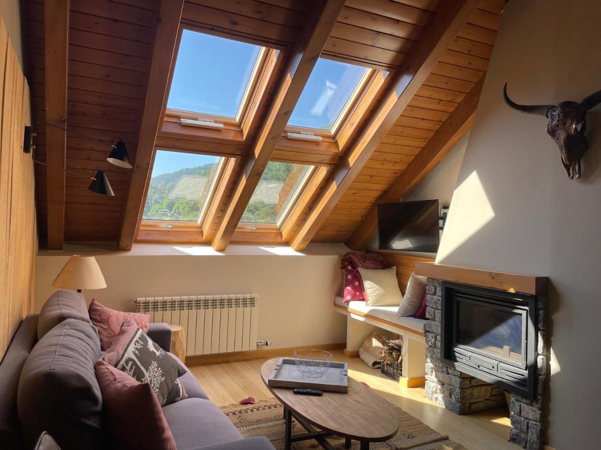 Atic De Luxe I Rustic A Esterri D'Aneu By Rural D'Aneu 外观 照片